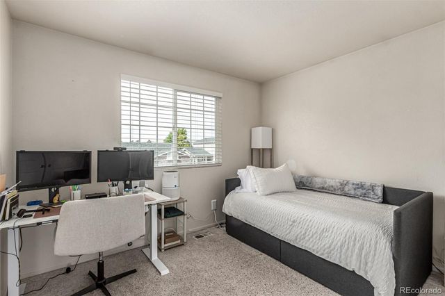 2039 Espana Way, Aurora, CO 80011