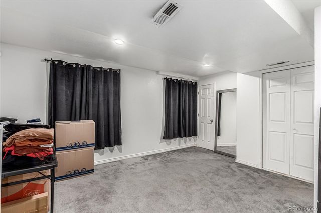 2039 Espana Way, Aurora, CO 80011