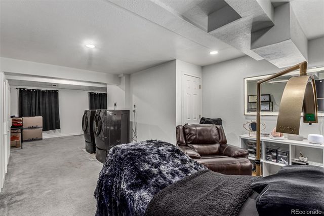 2039 Espana Way, Aurora, CO 80011