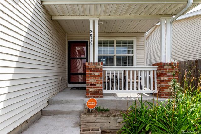 2039 Espana Way, Aurora, CO 80011