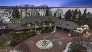 4740 Dow Ridge Road, Orchard Lake Village, MI 48324