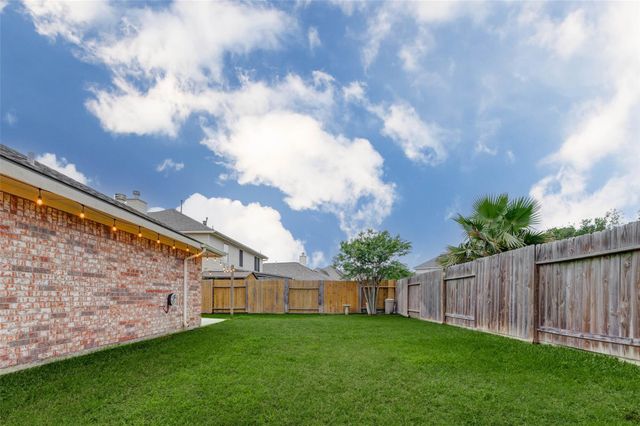 2326 Fern Lacy Drive, Spring, TX 77388