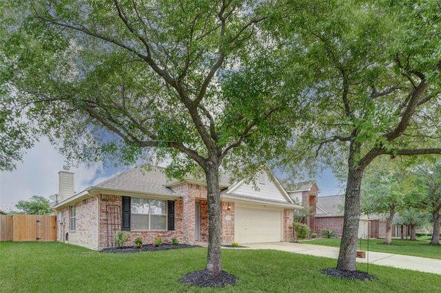 2326 Fern Lacy Drive, Spring, TX 77388