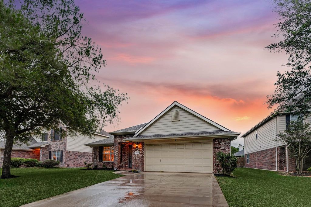 2326 Fern Lacy Drive, Spring, TX 77388