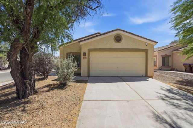 486 E Placita Lezna, Sahuarita, AZ 85629