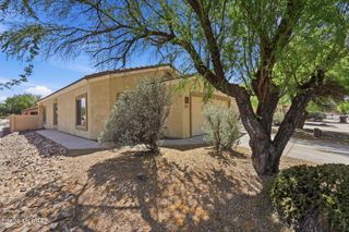 486 E Placita Lezna, Sahuarita, AZ 85629