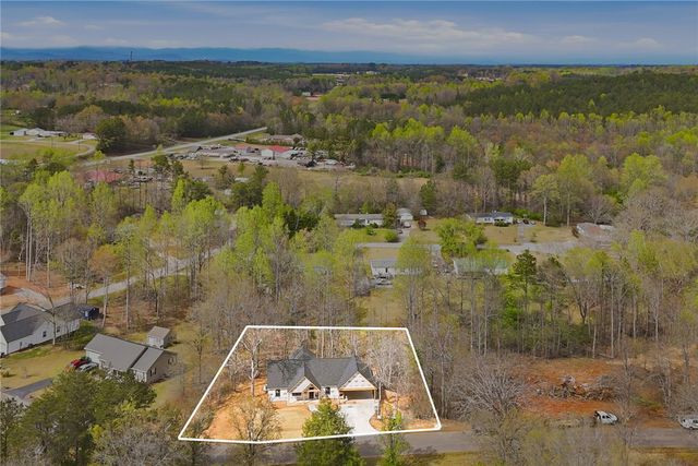 209 Castlebrook Drive, Walhalla, SC 29691