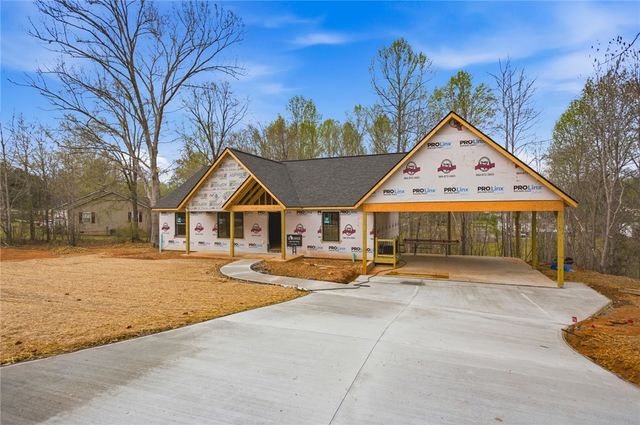 209 Castlebrook Drive, Walhalla, SC 29691