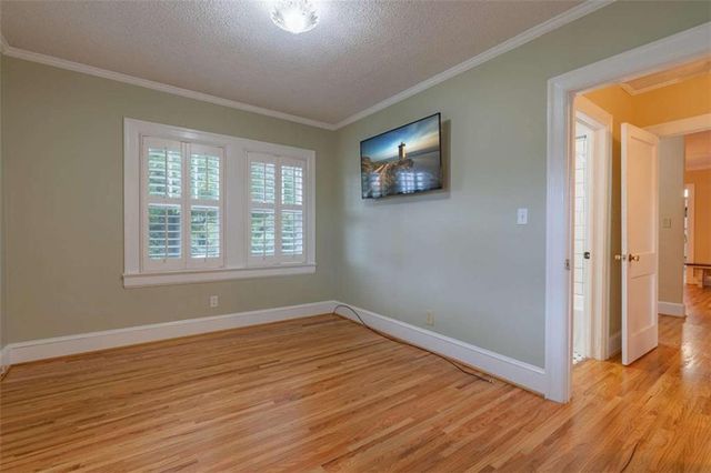 16 Bittings Avenue, Summerville, GA 30747