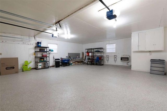 16 Bittings Avenue, Summerville, GA 30747