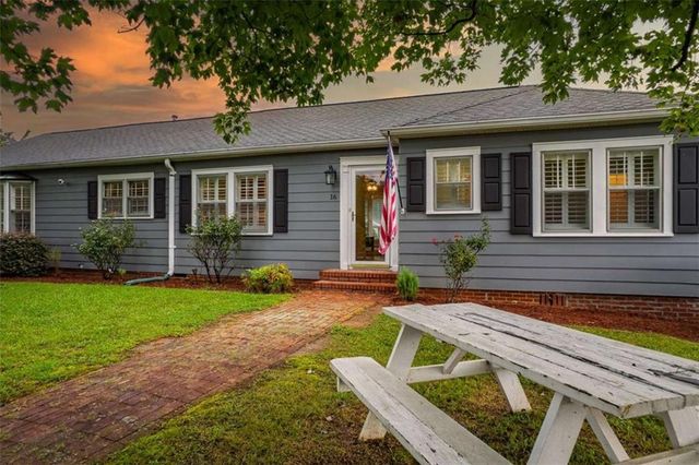 16 Bittings Avenue, Summerville, GA 30747