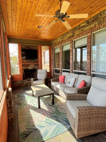 1255 County Road 3400, Emory, TX 75440