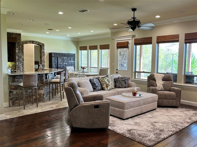 1255 County Road 3400, Emory, TX 75440