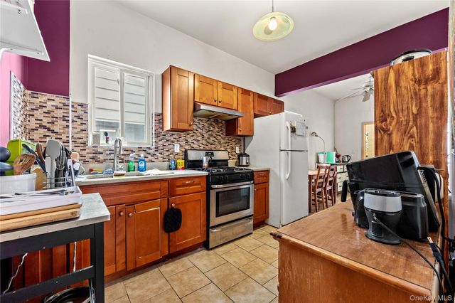 2353 37th Street, Astoria, NY 11105