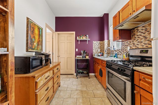 2353 37th Street, Astoria, NY 11105