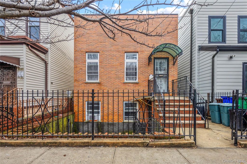 2353 37th Street, Astoria, NY 11105
