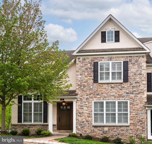 414 RAVENSCLIFF DR, Media, PA 19063