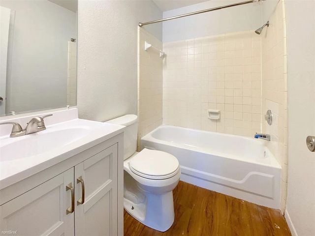 1604 Mill ST B, San Marcos, TX 78666