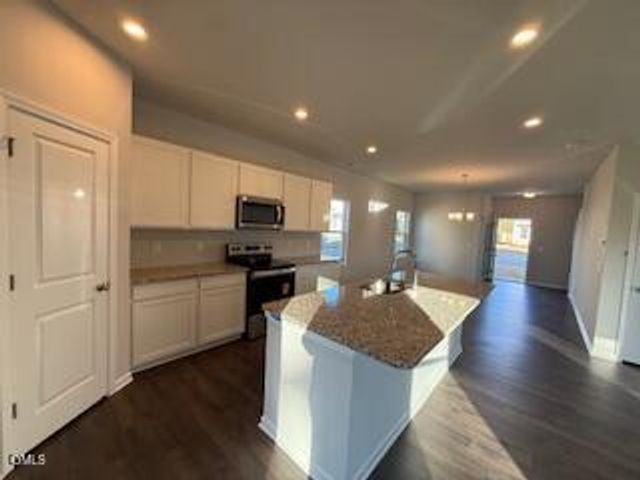 95 Stout Landing, Dunn, NC 28334