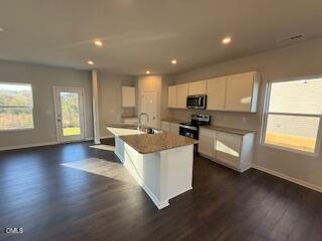 95 Stout Landing, Dunn, NC 28334