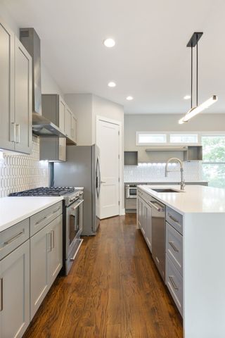 525B 31st Ave, N, Nashville, TN 37209