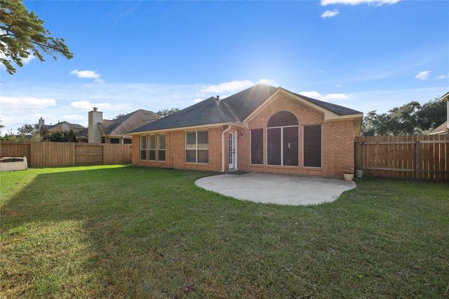 19134 Milloak Drive, Humble, TX 77346
