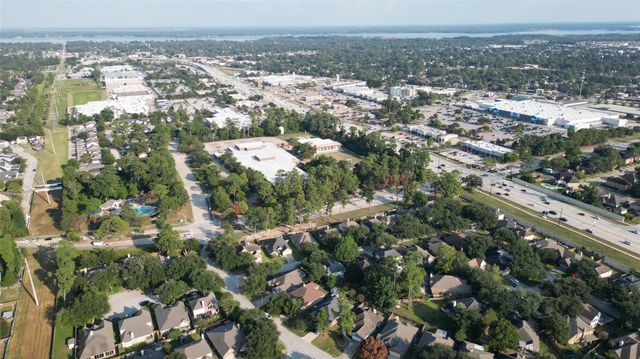 19134 Milloak Drive, Humble, TX 77346