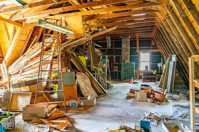 17397 Millar Road, Clinton Township, MI 48036