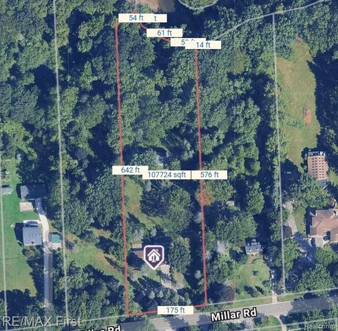 17397 Millar Road, Clinton Township, MI 48036