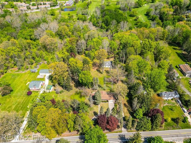 17397 Millar Road, Clinton Township, MI 48036