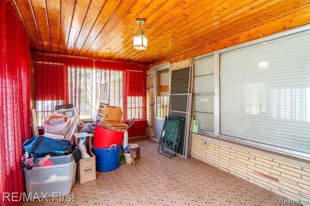 17397 Millar Road, Clinton Township, MI 48036