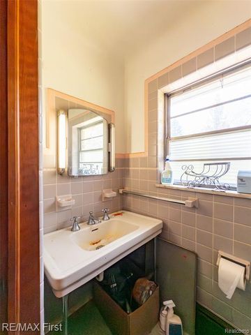 17397 Millar Road, Clinton Township, MI 48036