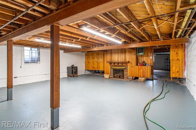 17397 Millar Road, Clinton Township, MI 48036