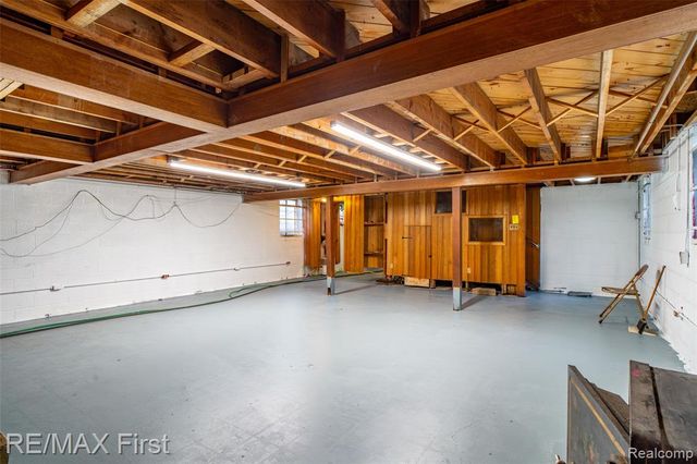 17397 Millar Road, Clinton Township, MI 48036