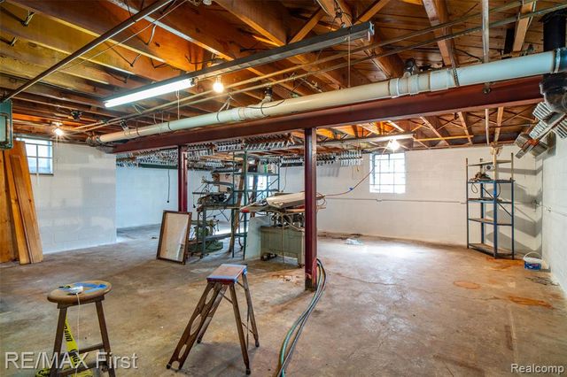 17397 Millar Road, Clinton Township, MI 48036