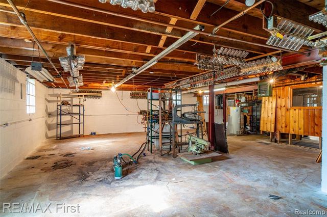 17397 Millar Road, Clinton Township, MI 48036