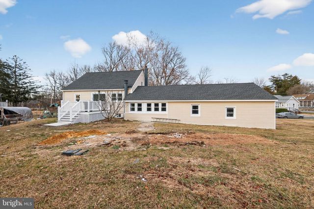 823 NEW JERSEY, Deptford, NJ 08096