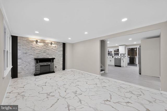 823 NEW JERSEY, Deptford, NJ 08096