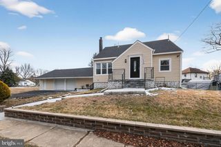 823 NEW JERSEY, Deptford, NJ 08096