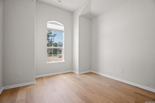 6131 Lowrie, San Antonio, TX 78239