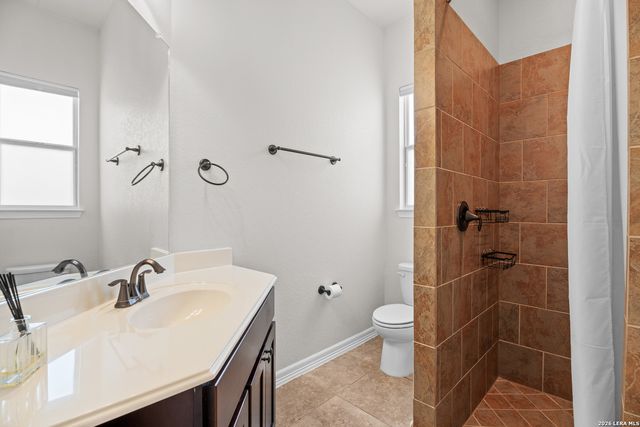 6131 Lowrie, San Antonio, TX 78239