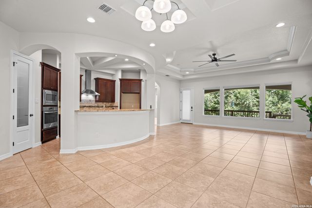 6131 Lowrie, San Antonio, TX 78239