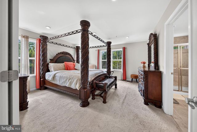 1350 HAWK HOLLOW DR, Crofton, MD 21114