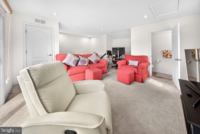 1350 HAWK HOLLOW DR, Crofton, MD 21114