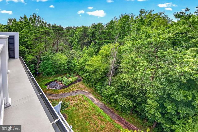 1350 HAWK HOLLOW DR, Crofton, MD 21114