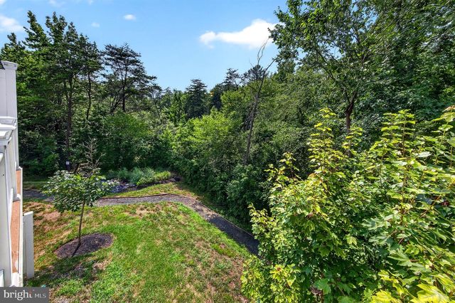 1350 HAWK HOLLOW DR, Crofton, MD 21114