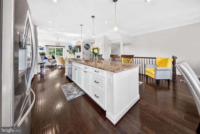 1350 HAWK HOLLOW DR, Crofton, MD 21114