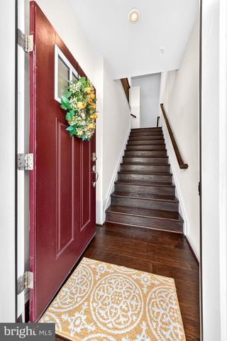 1350 HAWK HOLLOW DR, Crofton, MD 21114