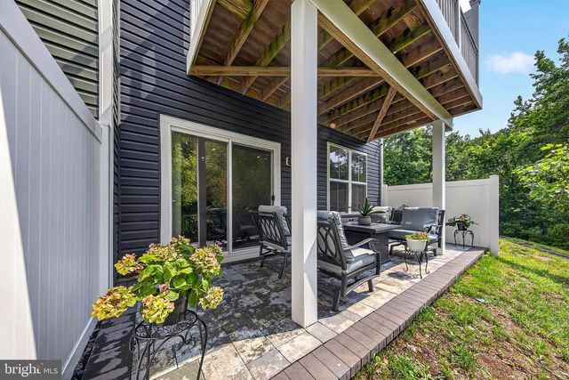 1350 HAWK HOLLOW DR, Crofton, MD 21114