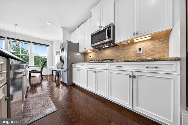 1350 HAWK HOLLOW DR, Crofton, MD 21114